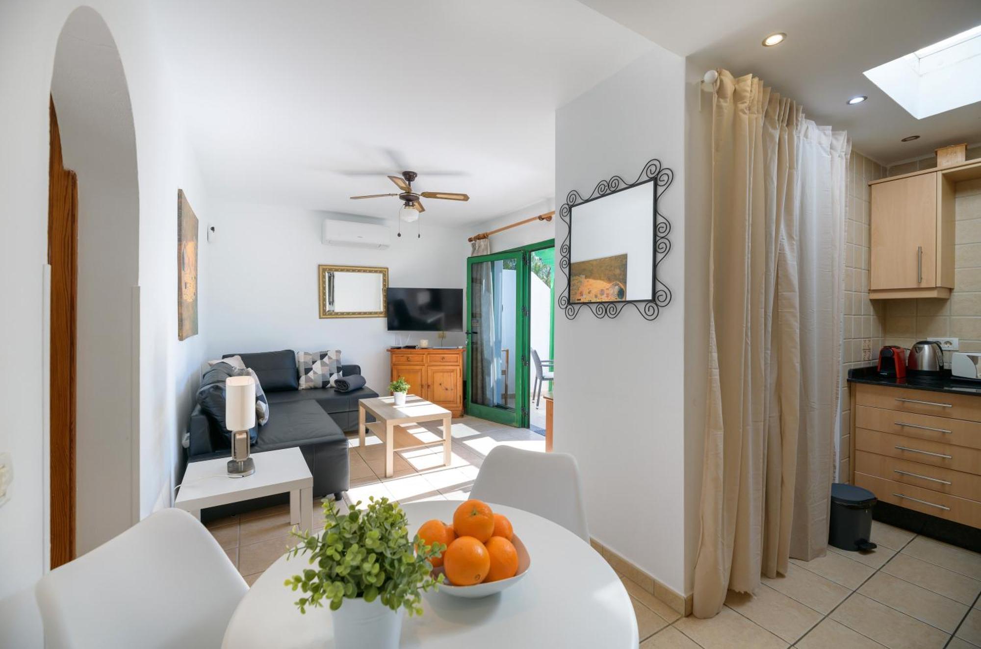 Casa Victoria Apartment Плая Бланка Екстериор снимка